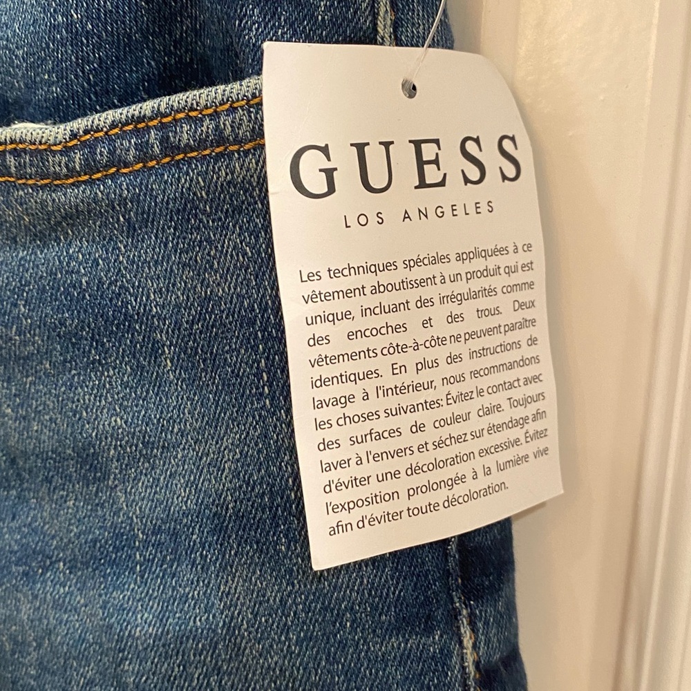 Guess Jeans Sadie Straight shape up jeans NWT - Picture 7 of 11